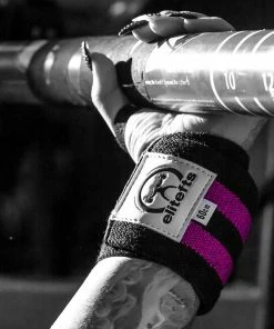 Elitefts™ JUPITER Wrist Wraps -Goalrilla Shop jupiterwristwrap inuse2